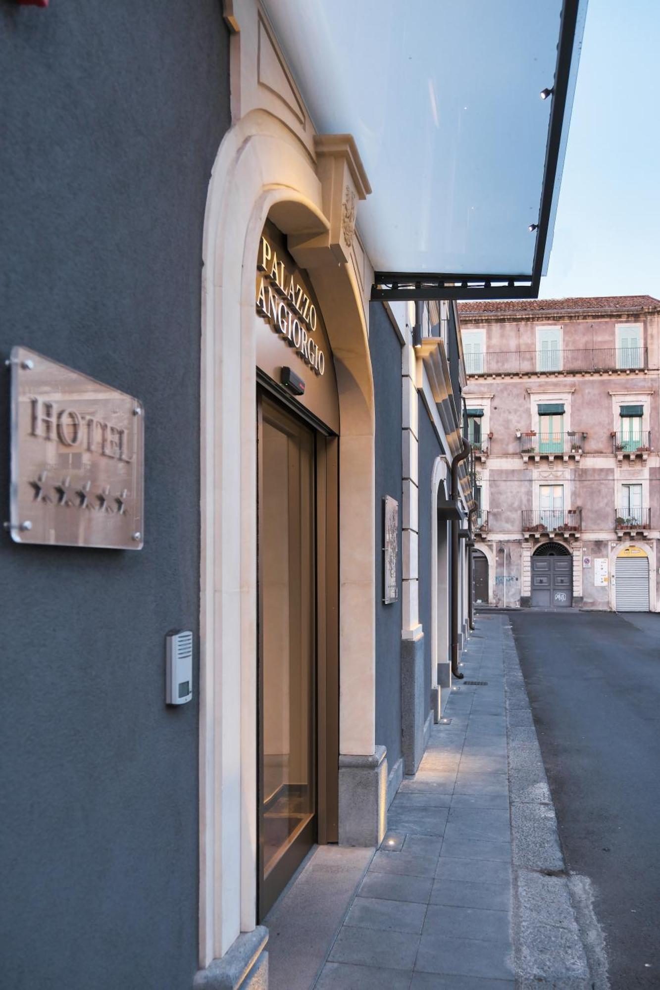 Hotel Palazzo Sangiorgio à Catane Extérieur photo