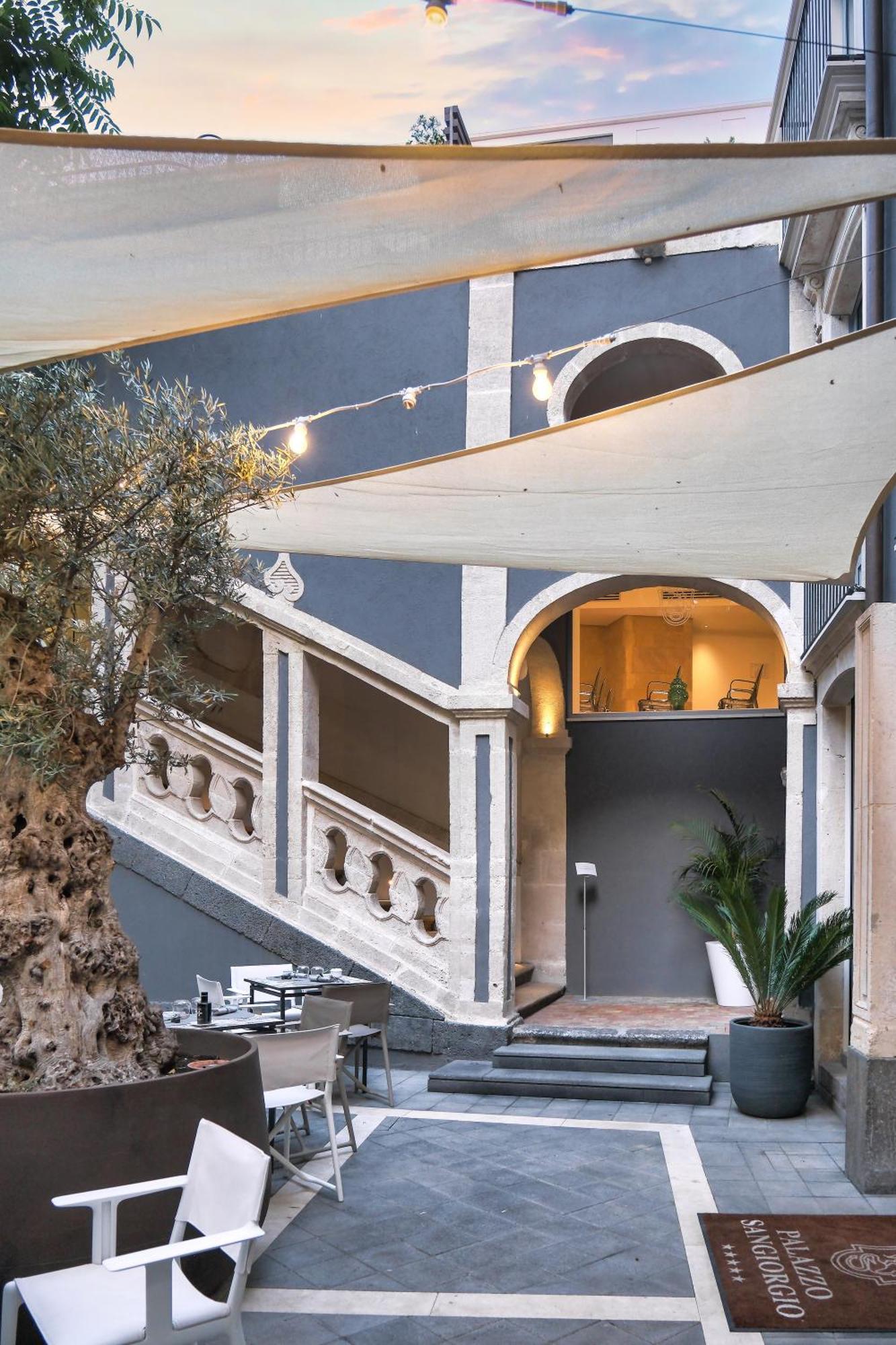 Hotel Palazzo Sangiorgio à Catane Extérieur photo